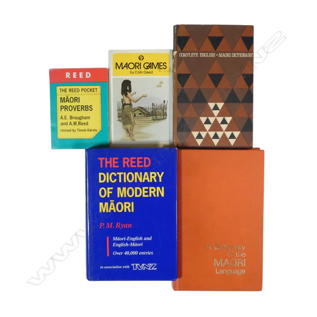 FIVE MAORI DICTIONARIES Image 1++